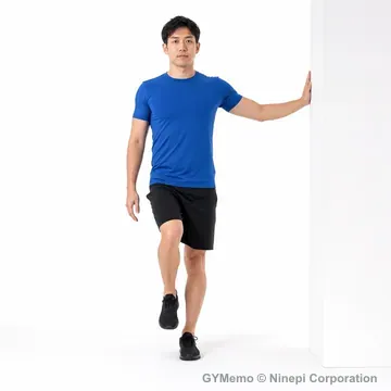 レッグスイングの開始姿勢